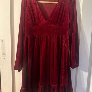 Elegant Red Velvet Long Sleeve Dress